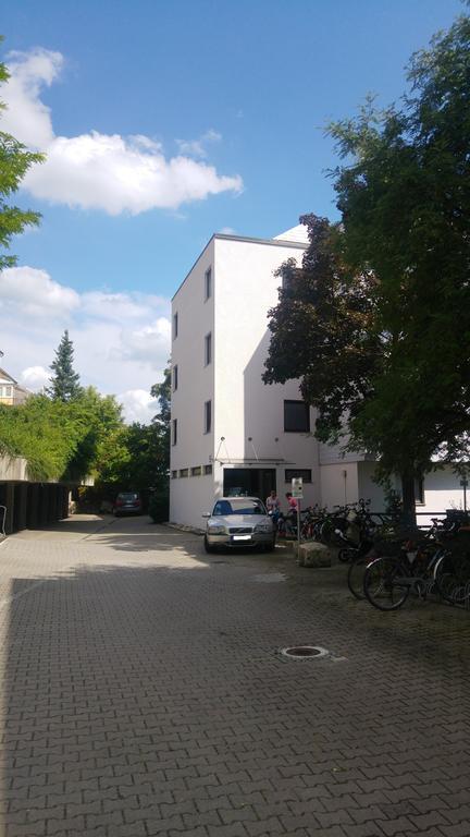 König * Tübingen